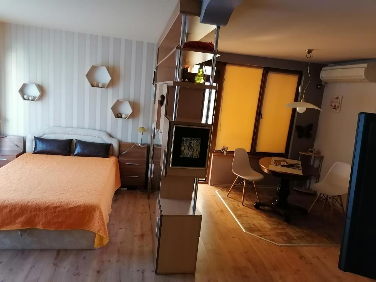 Lazur- Neben Meeresgarten Burgas Luaran gambar
